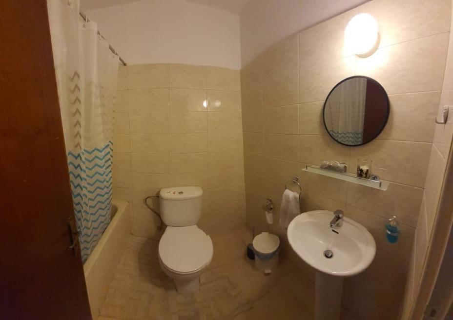 Lovely 2 Bedrooms In The Tourist Area In Paphos . Экстерьер фото