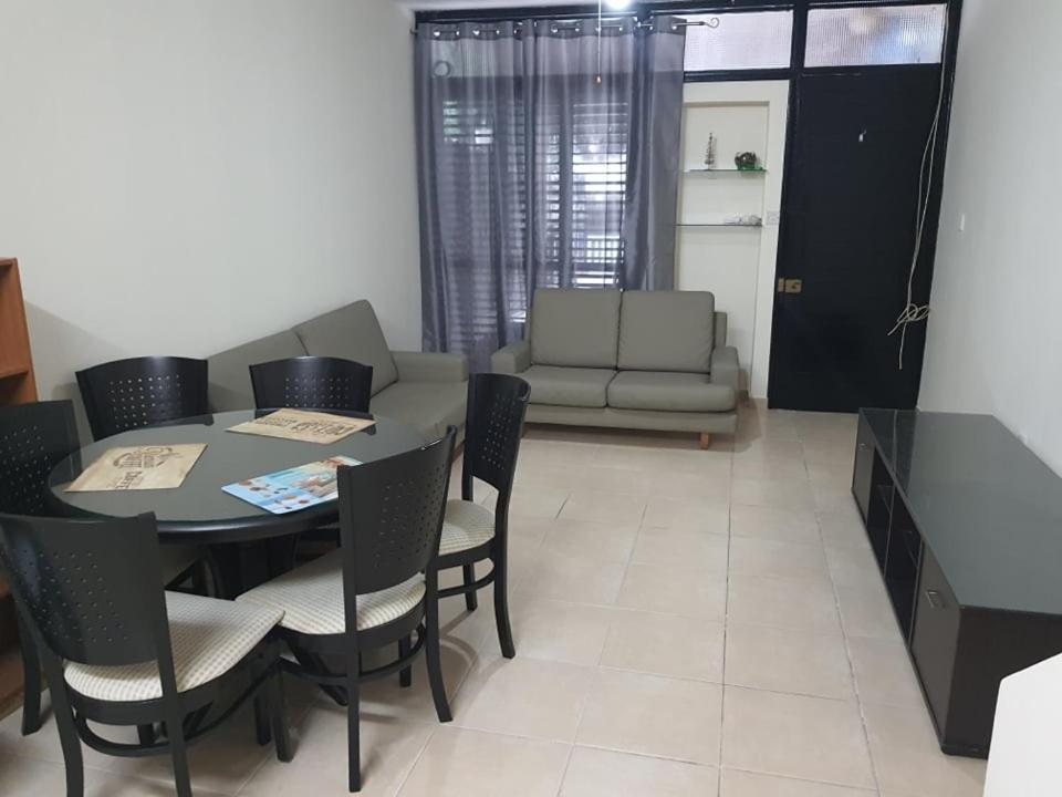 Lovely 2 Bedrooms In The Tourist Area In Paphos . Экстерьер фото